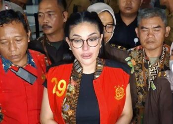 Nikita Mirzani Divonis 4 Tahun Penjara dan Denda Rp1 Miliar