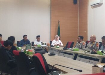 Truk Pengangkut Tanah Masih Bebas Beroperasi Siang Hari, Kinerja Satgas Tambang di Lebak Disorot