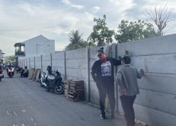 Wakil Ketua DPRD Tinjau Penutupan Akses di Kedaung Wetan