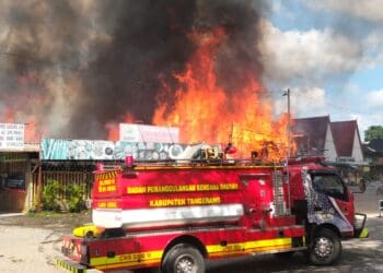 Dua Rumah Makan di Pasar Kemis Terbakar, Pemilik Rugi Ratusan Juta