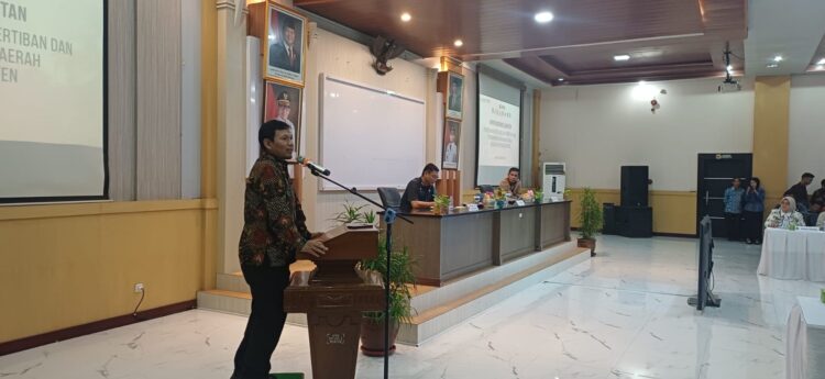 KPK RI hadiri Rapat Koordinasi Lanjutan Pencegahan Korupsi Melalui Penertiban dan Pengamanan Barang Milik Daerah di Wilayah Provinsi Banten di aula Badan Pengelolaan Keuangan dan Aset Daerah (BPKAD) Provinsi Banten, KP3B, Kota Serang, Kamis (20/11/2025). (ISTIMEWA)
