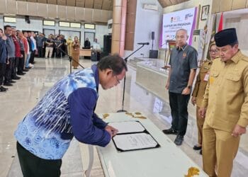 Kukuhkan 22 Pengurus Cabor, Bupati Maesyal: Tingkatkan Kualitas Pembinaan