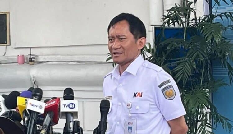 Gerbong KRL Ditambah, Target Kurangi Sesak