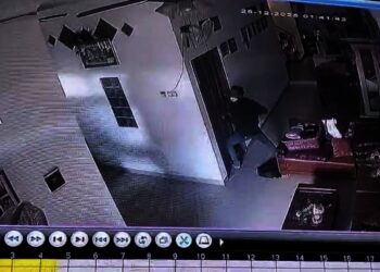Terekam CCTV, Rumah Warga Cipondoh Dimasuki Pencuri Saat Ditinggal Ibadah Natal