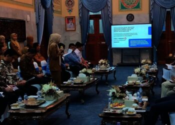 Ratu Zakiyah, saat menerima Kunjungan Kerja Spesifik Komisi II DPR RI, di Pendopo, Selasa (2/12/2025). (ISTIMEWA)