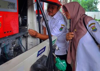 Cek Alat Ukur, Disperindag Kabupaten Tangerang Sisir SPBU Jelang Nataru