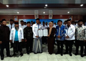PELANTIKAN - Bupati Zakiyah, saat melantik Pengurus LPTQ Periode 2025-2030, di Ruang TB Suwandi Pemkab Serang, Kamis (18/12/2025). (ISTIMEWA)