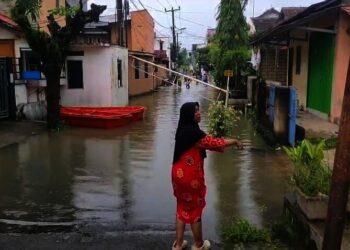 Sejumlah titik di Kota Serang mulai tergenang banjir, Kamis (18/12/2025). (ISTIMEWA)