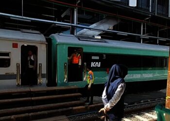 Kereta Petani dan Pedagang Rangkas–Merak Tetap Beroperasi Selama Nataru