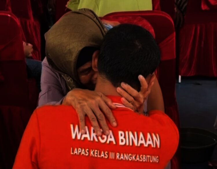 Kasih Ibu Tak Terhalang Tembok Lapas: Peringatan Hari Ibu di Lapas Rangkasbitung Penuh Haru