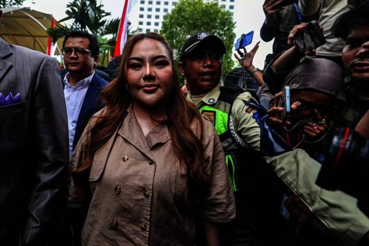 Dukung Atalia Ceraikan Ridwan Kamil, Lisa Mariana: Bu Cinta Berhak Bahagia