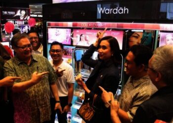 Dorong Belanja Nasional, Lima Menteri Blusukan ke Mall