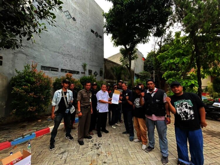 Warga Karawaci Baru Protes Pembentukan Panitia RW