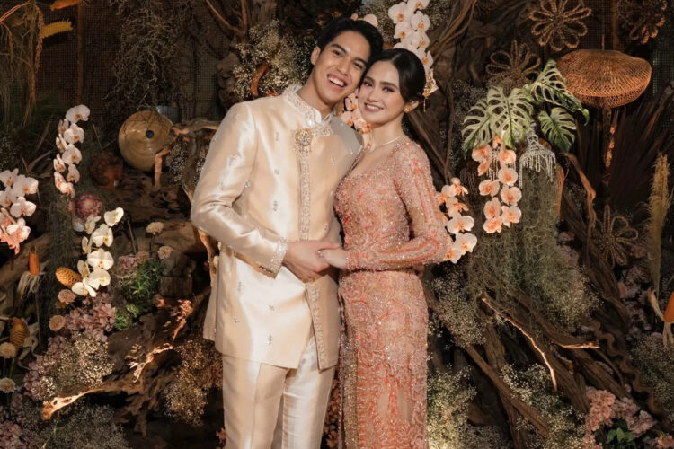 El Rumi dan Syifa Hadju Gelar Acara Lamaran