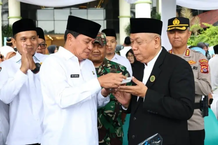 Bupati Tangerang Mochamad Maesyal Rasyid, usai memimpin upacara Hari Amal Bhakti Kemenag Tangerang, Sabtu (3/1/2026). (ISTIMEWA)