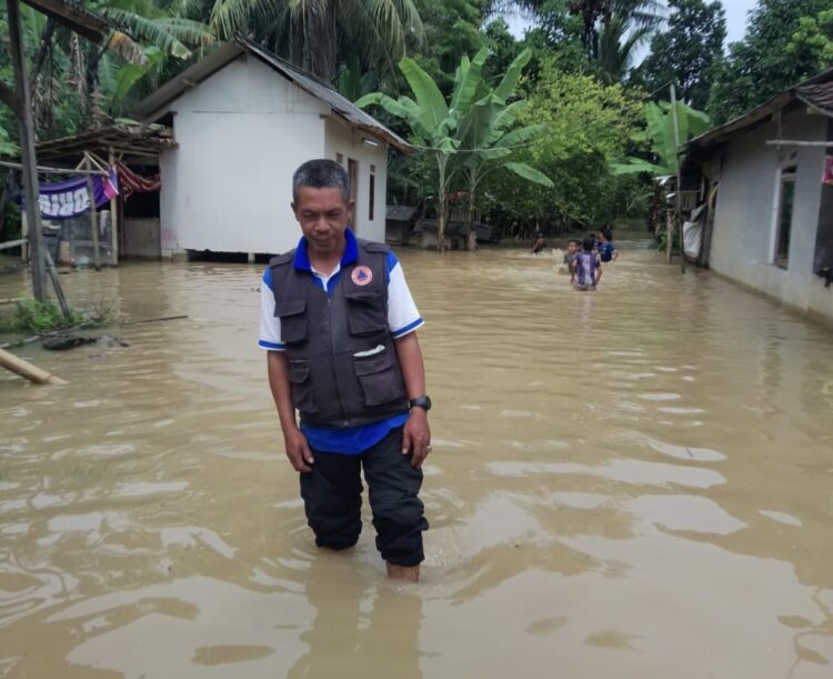 Luapan air sungai Ciujung menggenangi permukiman warga, di Rangkasbitung. (ISTIMEWA)