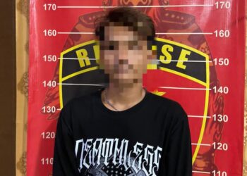 Terduga pelaku pengedar obat - obatan terlarang, diamankan polisi. (ISTIMEWA)