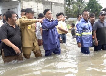 Tinjau Banjir Rawa Lumpang, Bupati Tangerang Pastikan Bantuan Warga Segera Tersalurkan