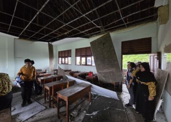 Plafon Kelas Ambrol, 6 Pelajar SMAN 5 Kabupaten Tangerang Luka Lecet