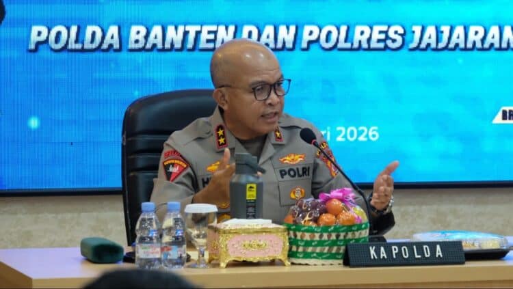 MENYAMPAIKAN PESAN : Kapolda Banten Irjenpol Hengki, menyampaikan pesan kepada jajarannya. (ISTIMEWA)