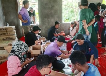Pengobatan gratis di Desa Idaman, Kecamatan Patia, Kabupaten Pandeglang, Jumat (23/1/2026). (ISTIMEWA)