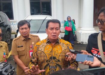 Prioritaskan Pasokan Air Bersih, Bupati Tangerang Pastikan Negara Hadir untuk Korban Banjir