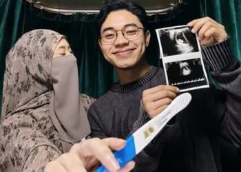 Istri Dari YouTuber Fiki Naki Hamil