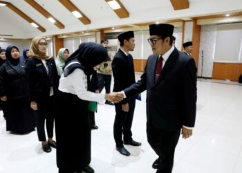 18 Pegawai Dilantik, ASN Pemkot Tangerang Diminta Tak Terjebak Rutinitas