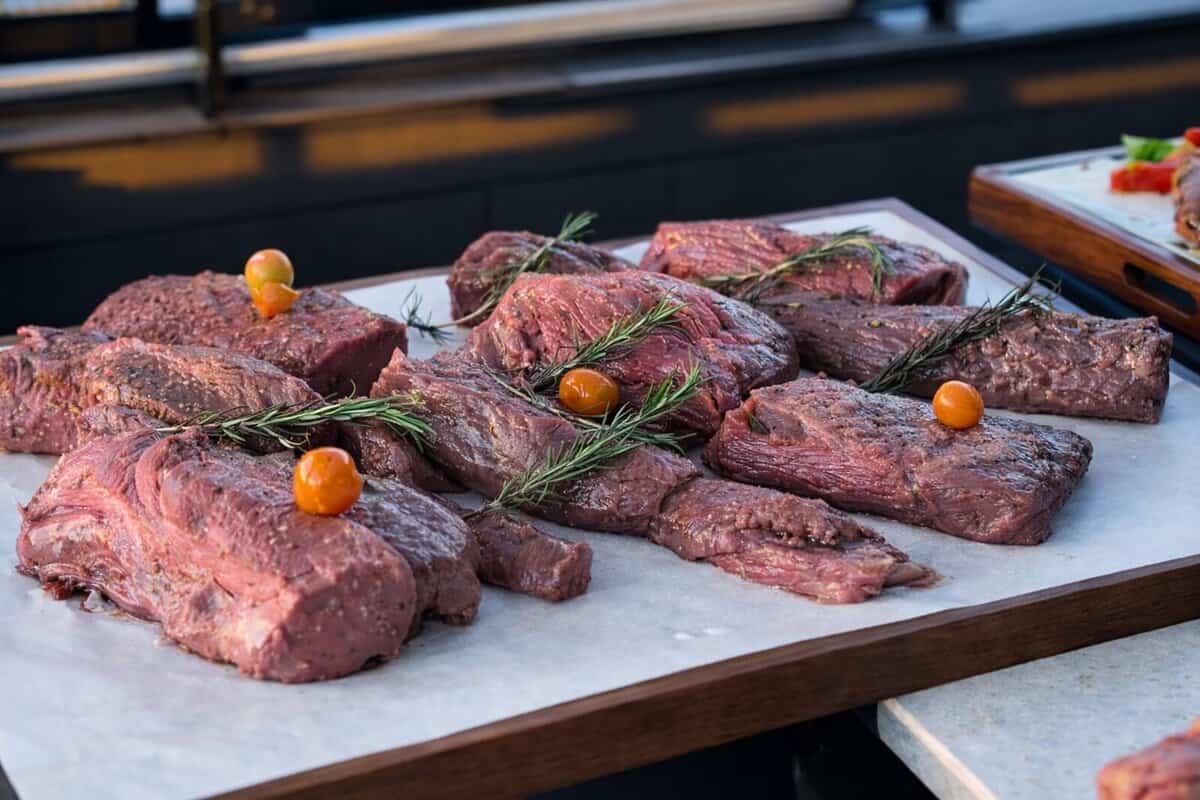 Aston Bintaro Hadirkan Makan Daging Sepuasnya Pada Momen Buka Puasa Ramadhan 2026