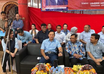 Kunjungi Vihara Hok Tek Bio, Ketum Demokrat AHY Sapa Etnis Tionghoa di Teluknaga