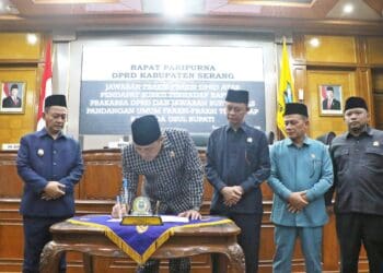Rapat Paripurna DPRD Kabupaten Serang, tentang Jawaban Fraksi-Fraksi DPRD atas pendapat bupati terhadap Raperda prakarsa DPRD, dan Jawaban Bupati atas Pandangan Umum Fraksi-fraksi terhadap Raperda Usul Bupati di gedung dewan setempat, Kamis (19/2/2026). (ISTIMEWA)
