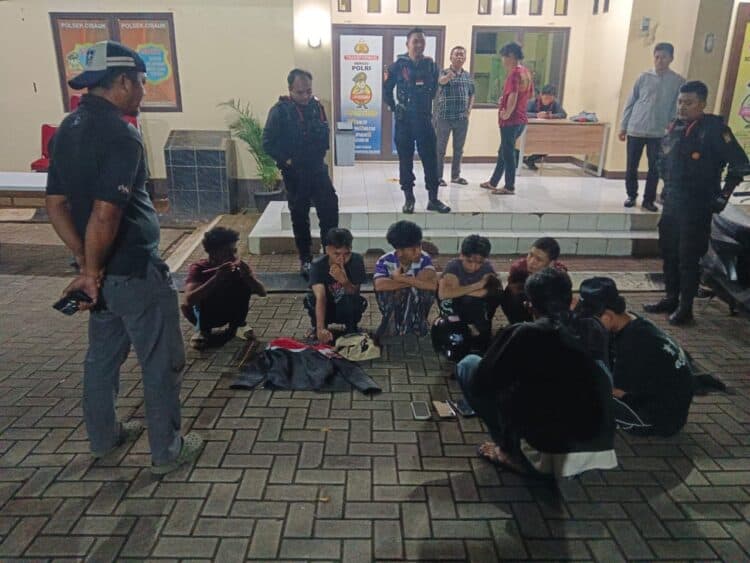 Hendak Tawuran di Jembatan Kranggan, Enam Remaja Diamankan