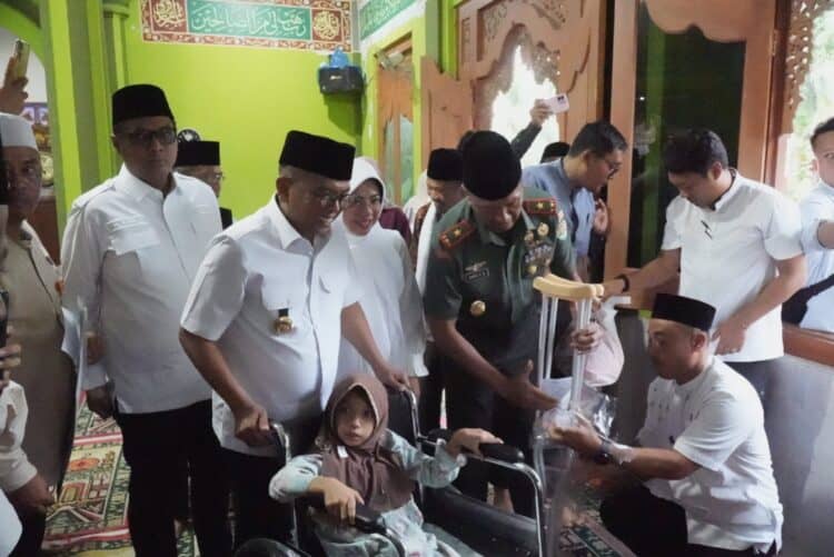 Gubernur Banten Andra Soni, safari ramadhan di Kabupaten Pandeglang, belum lama ini. (ISTIMEWA)