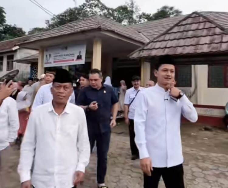 Wabup Pandeglang Iing Andri Supriadi, saat safari ramadhan di Kecamatan Picung. (ISTIMEWA)