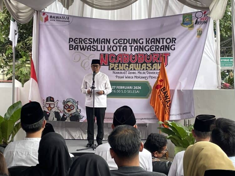 Suasana peresmian sekretariat Bawaslu Kota Tangerang, di Jalan Nyimas Melati No.09, Kelurahan Sukarasa, Kota Tangerang, Jumat (27/2/2026) sore. (ISTIMEWA)