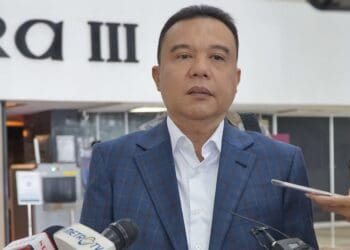 DPR Imbau Masyarakat Tak Panik, Pastikan Harga BBM Tak Naik