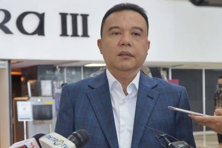 DPR Imbau Masyarakat Tak Panik, Pastikan Harga BBM Tak Naik