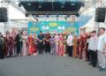 Walikota Serang Budi Rustandi, berfoto bersama dengan para pihak terkait di kawasan Pasar Jedogan', di Kota Serang. (ISTIMEWA)