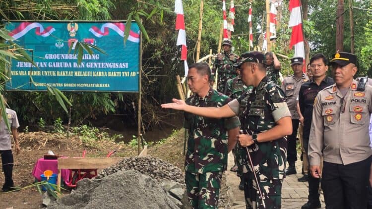 Pangdam Jaya Mayjen TNI Deddy Suryadi Pimpin Groundbreaking Jembatan Garuda di Desa Matagara