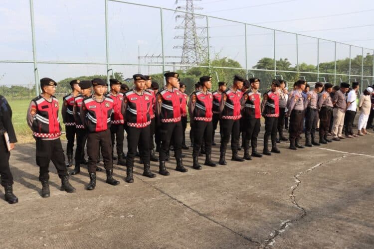 Ratusan Personel Gabungan Amankan Haul Akbar Cilongok Pasar Kemis