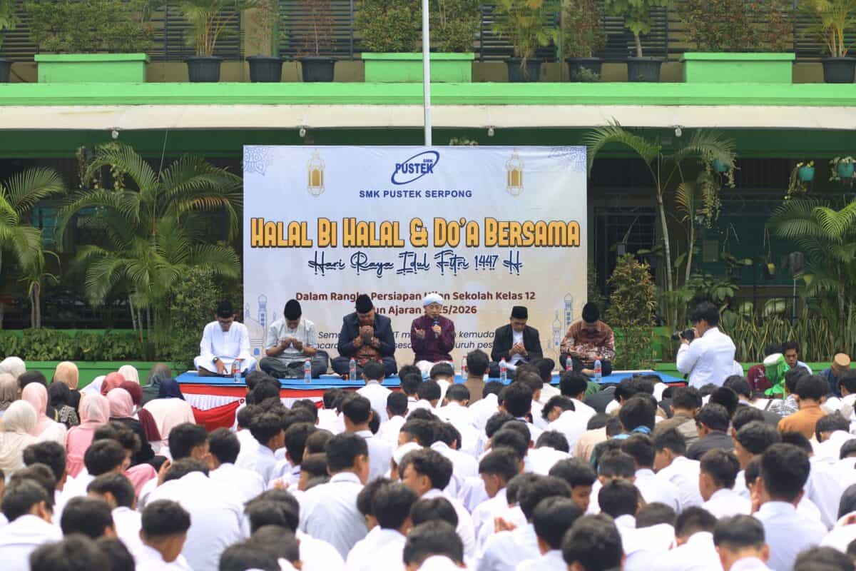 Ribuan Siswa SMK Pustek Serpong Ikuti Halal Bihalal dan Do'a Bersama