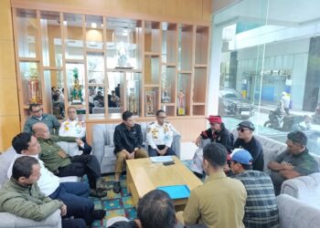 Pengusaha Kuliner Pamulang Tolak Pengelolaan Parkir oleh Dishub Tangsel