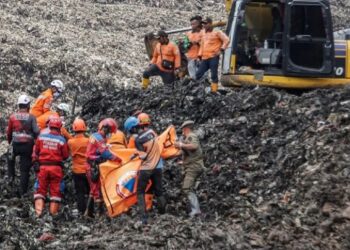 Longsor Gunungan Sampah Bantargebang, 5 Jasad Ditemukan