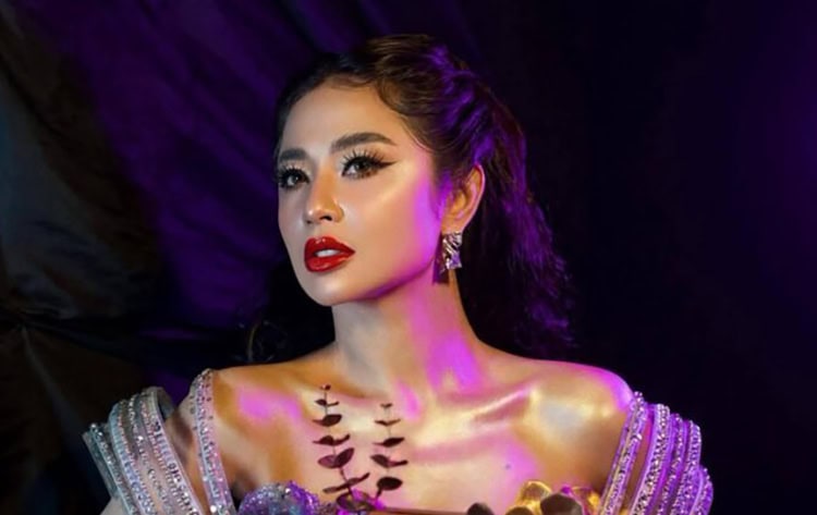 Dewi Perssik Akan Laporkan Akun FB Palsu yang Catut Namanya
