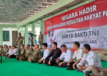 Peninjauan TMMD Karya Bakti Skala Besar (KSB) di wilayah Kodim 0601/Pandeglang, dalam rangka syukuran pembukaan Karya Bakti, dilakukan oleh Kepala Staf Teritorial TNI, Letjend TNI Bambang Trisnohadi. (ISTIMEWA)