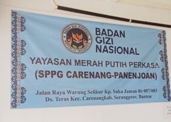 Spanduk SPPG Panenjoan, yang berlokasi di Desa Teras,bKecamatan Carenang, Kabupaten Serang. (ISTIMEWA)