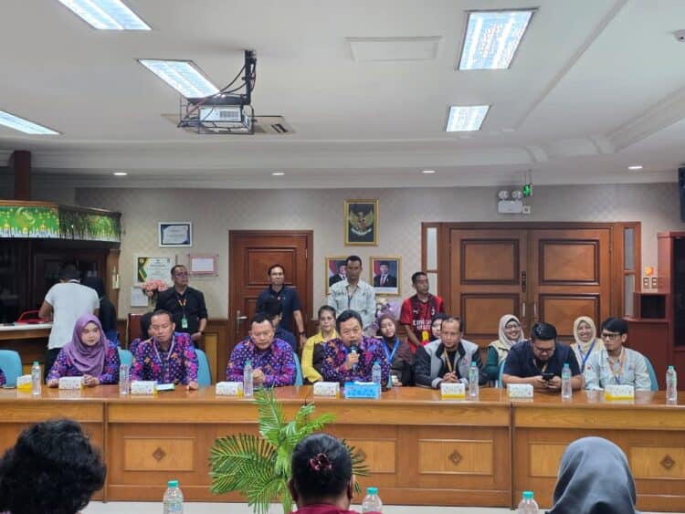 Dinas Perikanan Kabupaten Tangerang Latih Karyawan Pabrik Olahan Ikan Jelang Pensiun