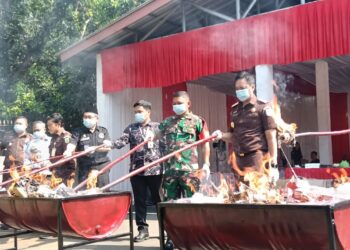 Ribuan Rokok Ilegal Dimusnahkan Kejari Kabupaten Tangerang