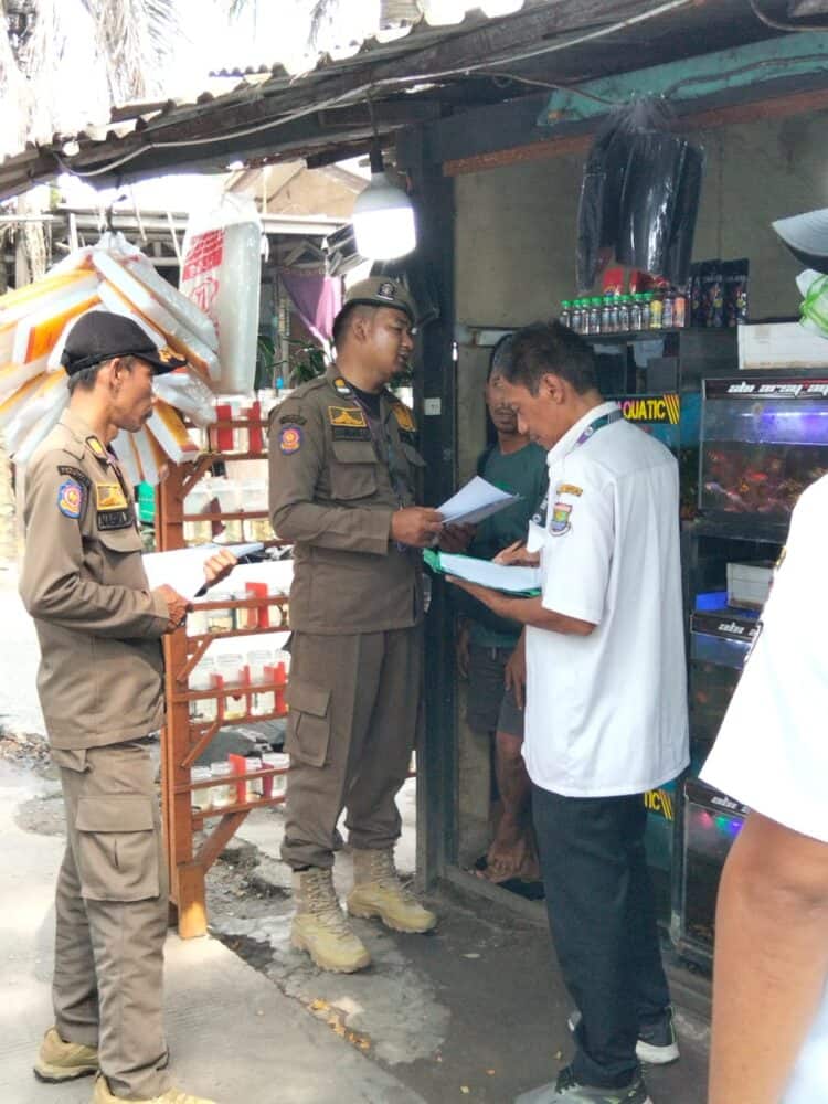 232 Bangli Bakal Dibongkar, Satpol PP Kabupaten Tangerang Sosialisasi di Desa Sukamantri