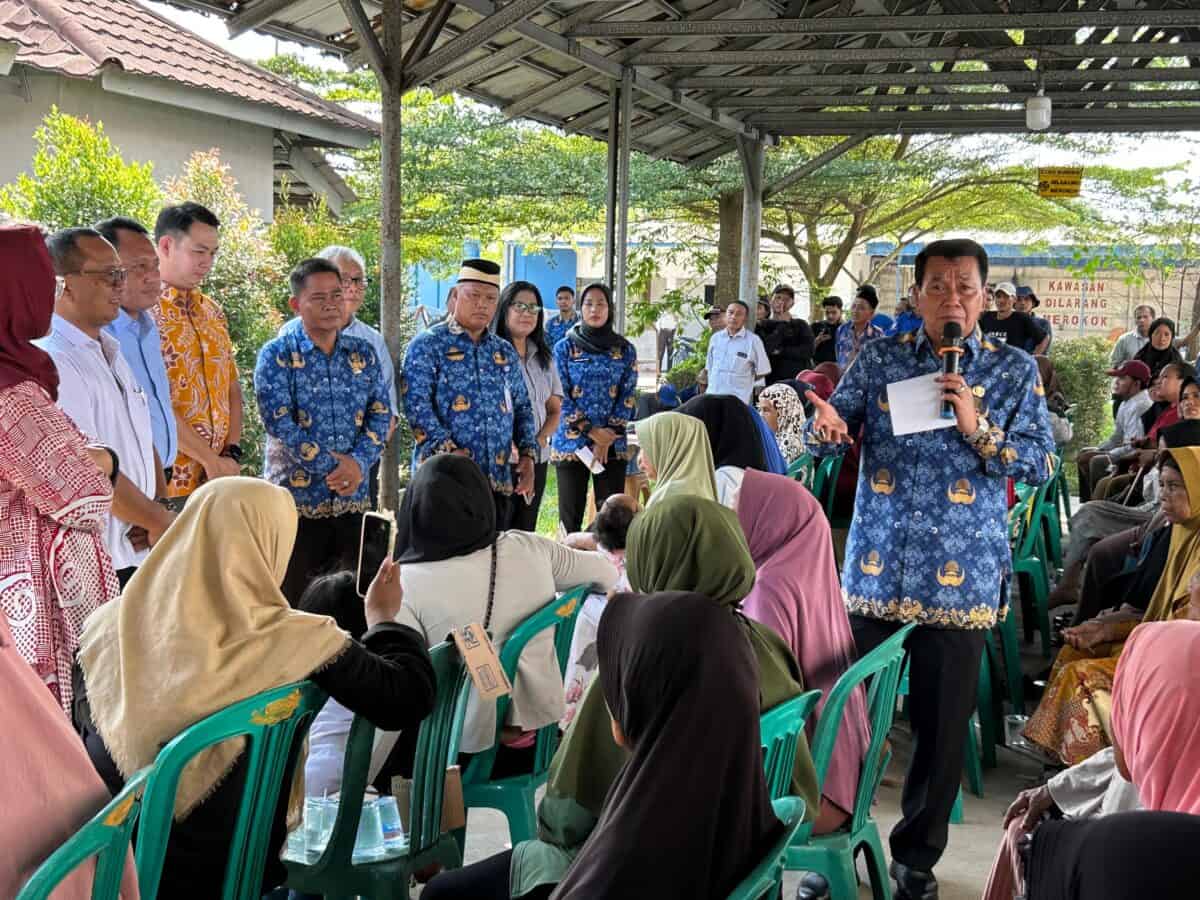 Bupati Tangerang Gagas Perbaikan Jalan Rusak Menuju 7 Pabrik